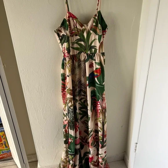 green emerald velvet dress SHEIN EZwear Women's Floral Allover Print Spaghetti Strap Slit Pink Dr –  Loyabi main image 1